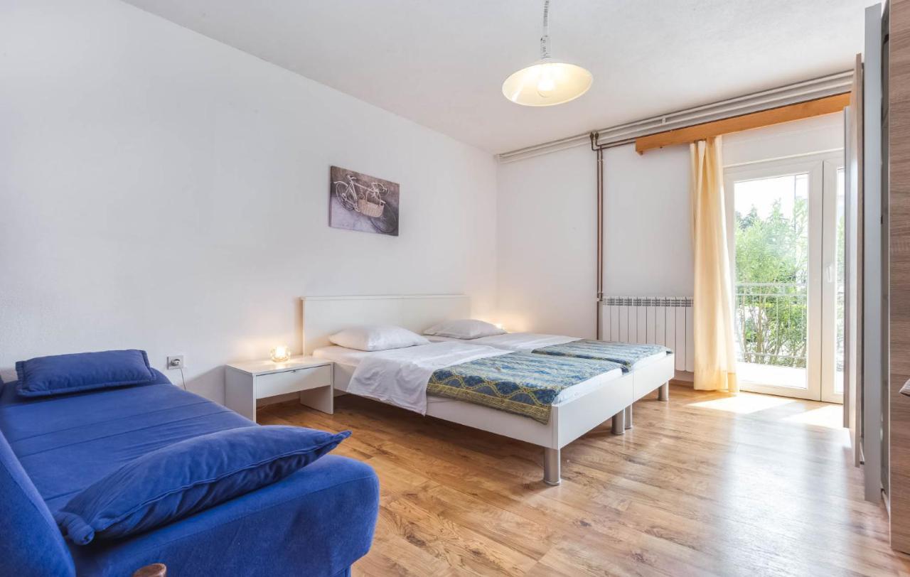 Jure Apartment Пореч Екстериор снимка