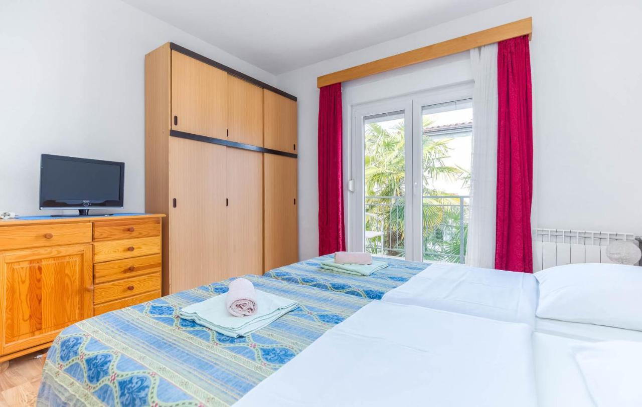 Jure Apartment Пореч Екстериор снимка